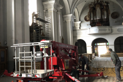 A szécsényi Ferences templomban dolgozott a 18 méteres emelőkosaras gépünk.